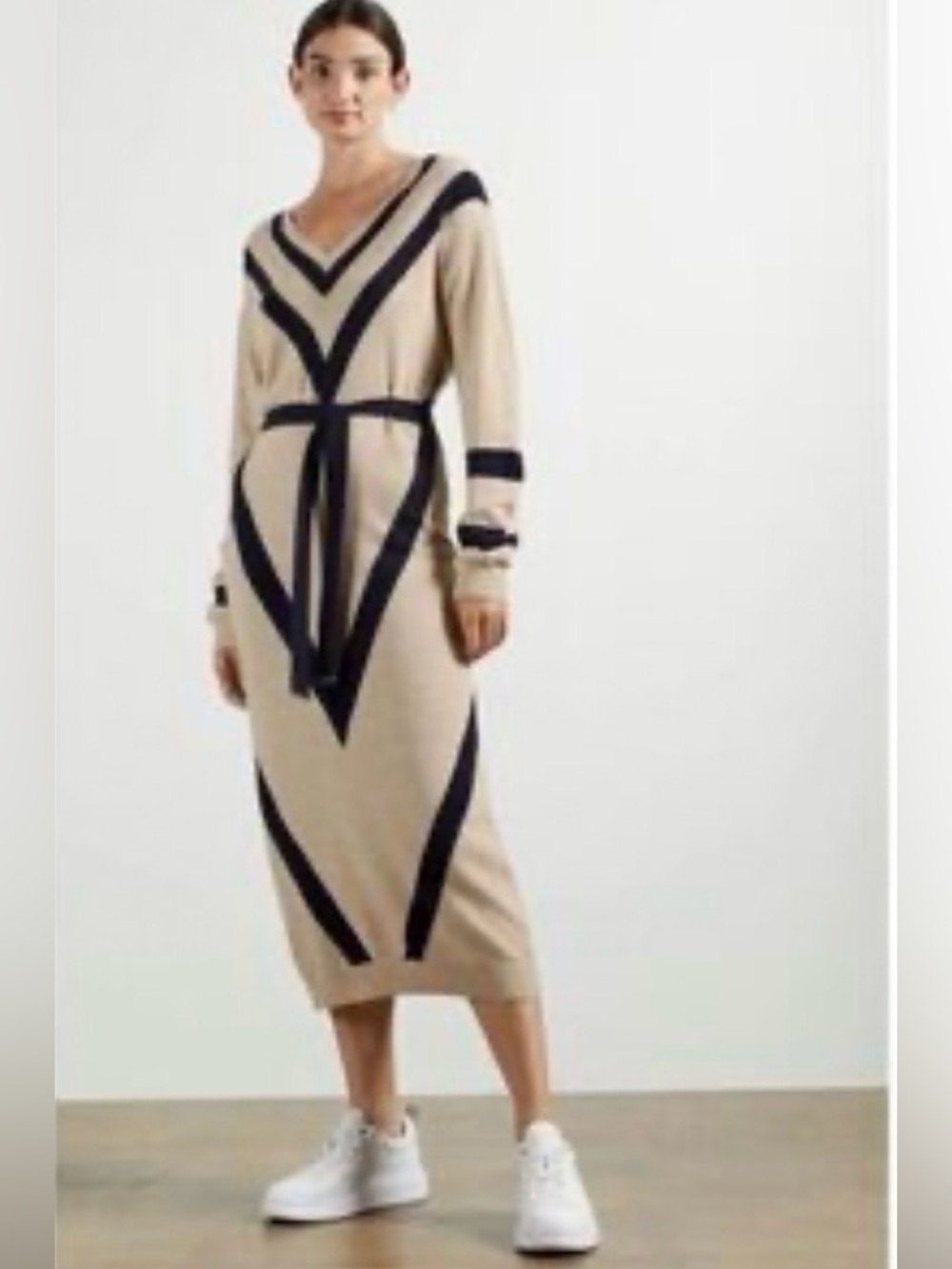 Ted Baker Beige and Black V-Neck Striped Belted Maxi Dress NWOT